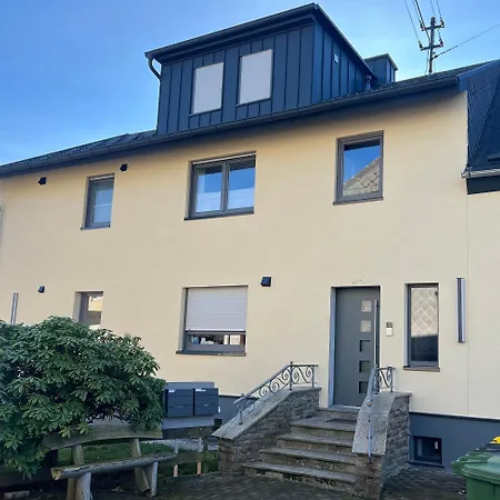 Haus Martha - Modernes Apartment- Wintertraum Im Westerwald Apartment *